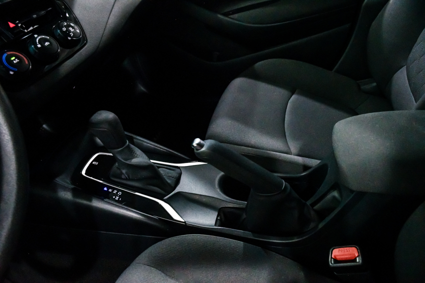Toyota COROLLA 2.0 VVT-IE FLEX GLI DIRECT SHIFT 17