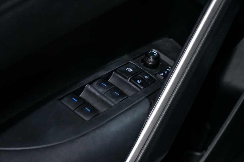 Toyota COROLLA CROSS 2.0 VVT-IE FLEX XRE DIRECT SHIFT 19