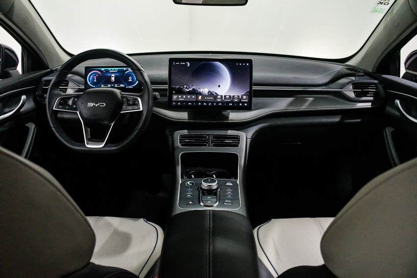 BYD KING 1.5 DM-I PHEV GL AUTOMÁTICO 14
