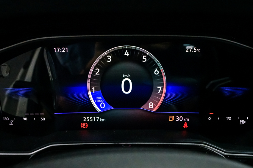 Volkswagen POLO 1.0 170 TSI MANUAL 12