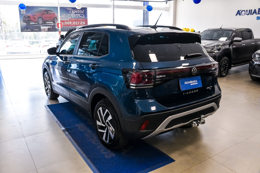Volkswagen T-CROSS 1.0 200 TSI TOTAL FLEX COMFORTLINE AUTOMÁTICO 8