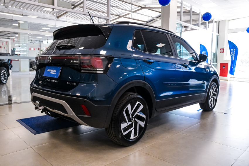 Volkswagen T-CROSS 1.0 200 TSI TOTAL FLEX COMFORTLINE AUTOMÁTICO 10