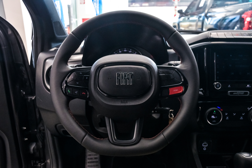 Fiat STRADA 1.0 TURBO 200 FLEX ULTRA CD CVT 15