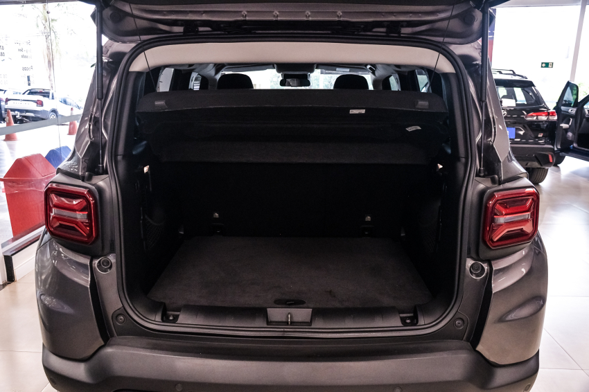 JEEP RENEGADE 1.3 T270 TURBO FLEX LONGITUDE AT6 11