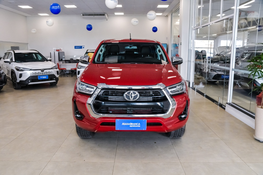 Toyota HILUX 2.8 D-4D TURBO DIESEL CD SRV 4X4 AUTOMÁTICO 3