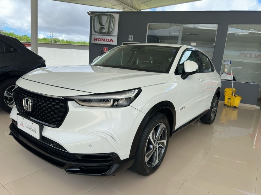 honda new hr-v touring 2022/2023 sem detalhes com  40 mil km.