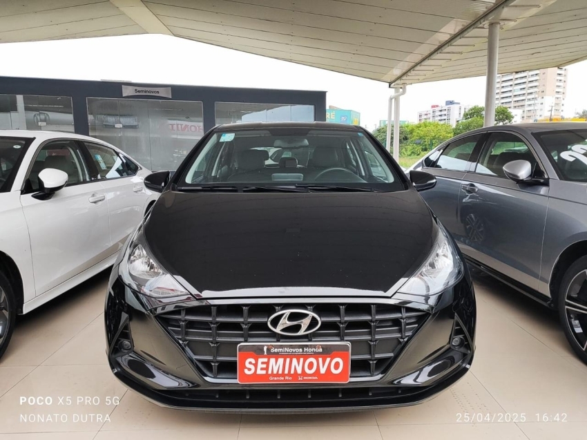 hyndai/hb20 vision 1.0 2021/222 com 19 mil km. hyndai/hb20 vision 1.0 2021/222 com 19 mil km.