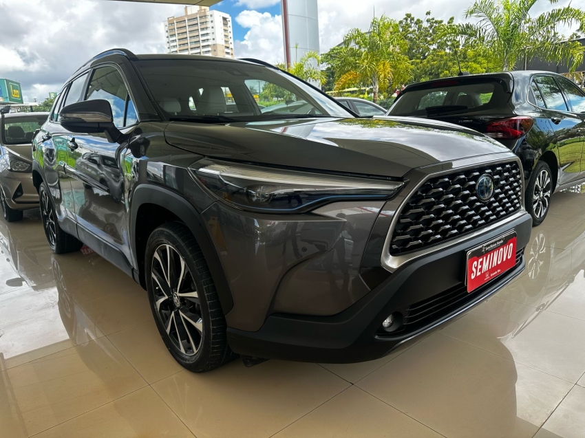 toyota corrolla cross xrx 1.8 aut. hibrido 2022 2023 sem detalhes.
