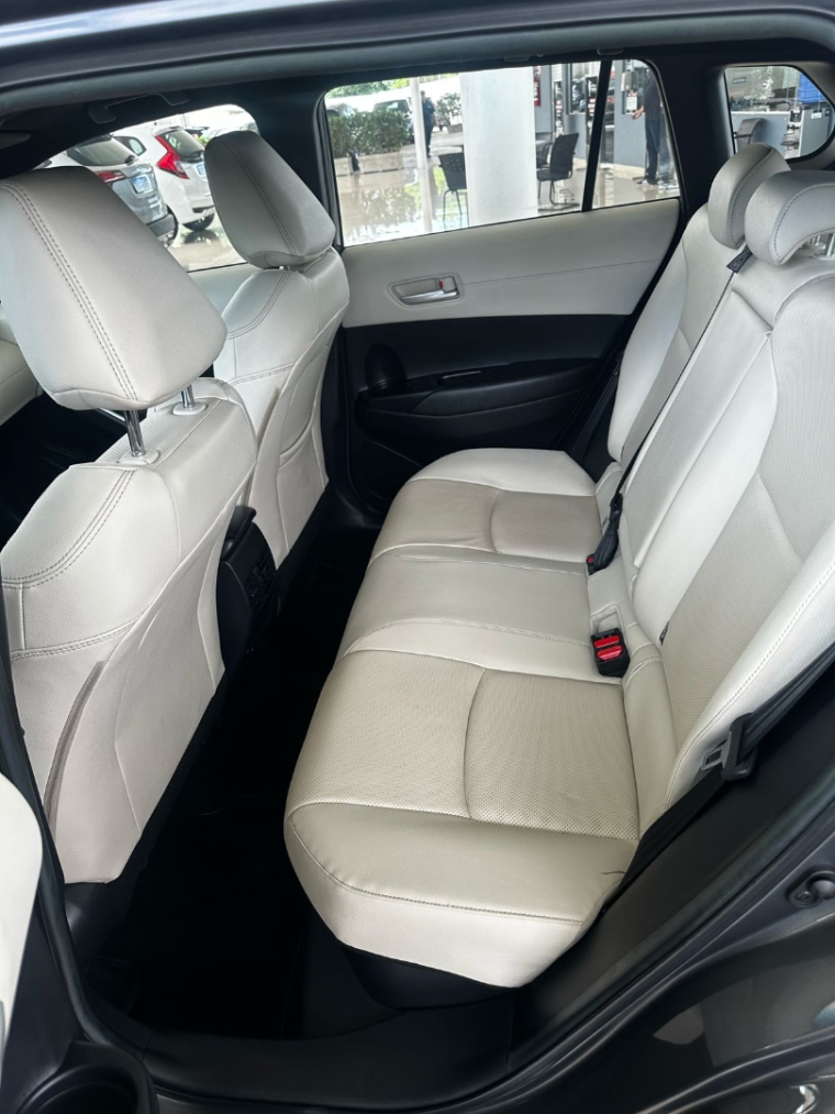 toyota corrolla cross xrx 1.8 aut. hibrido 2022 2023 sem detalhes.