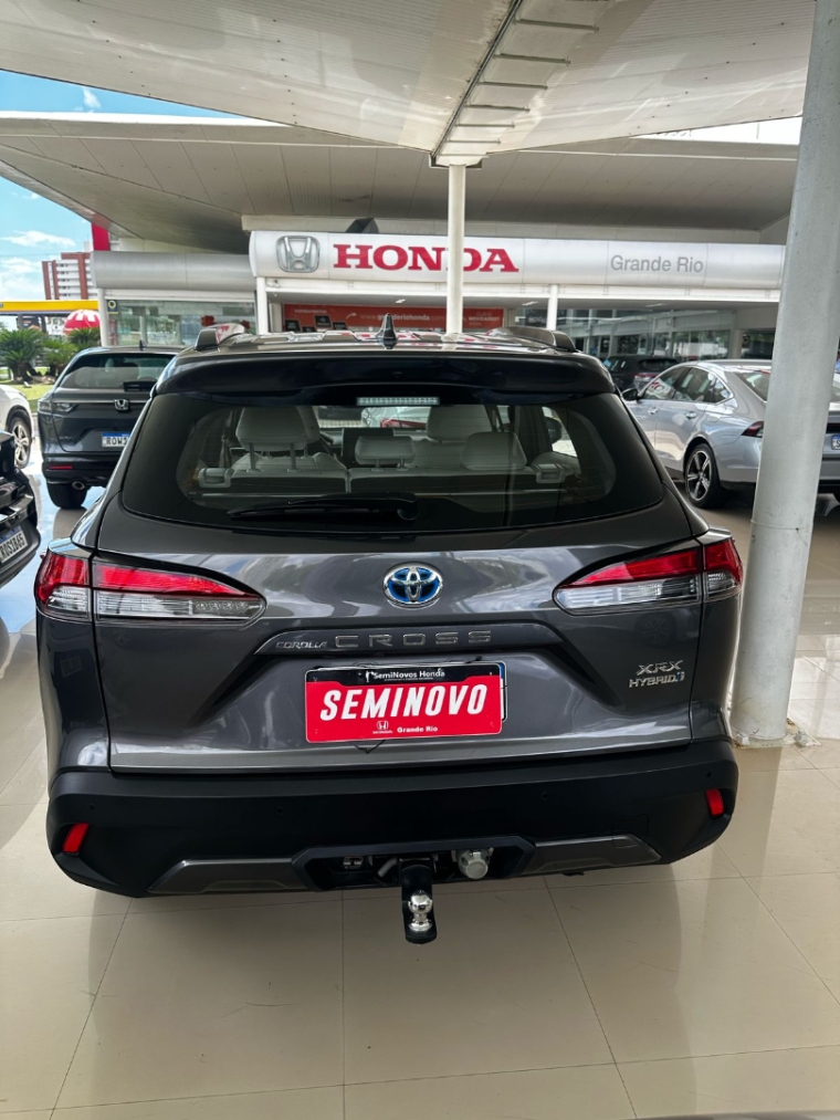 toyota corrolla cross xrx 1.8 aut. hibrido 2022 2023 sem detalhes.