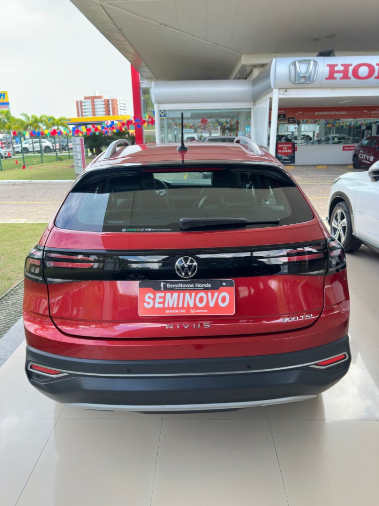 volkswagen / nivus highline 1.0 200 tsi ano e modelo 2023\2024 sem detalhes