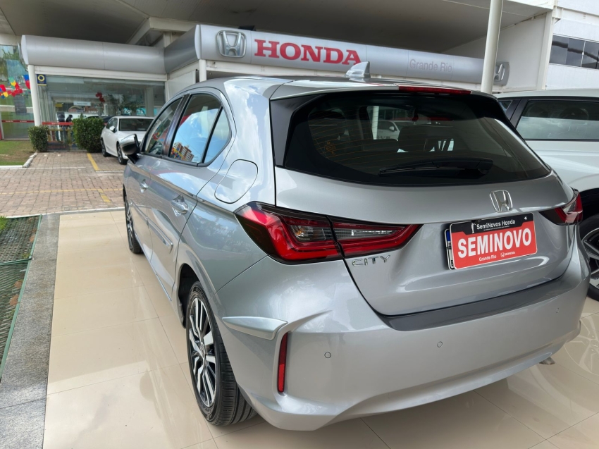 honda city hatchback touring 1.5 aut 2023 2024