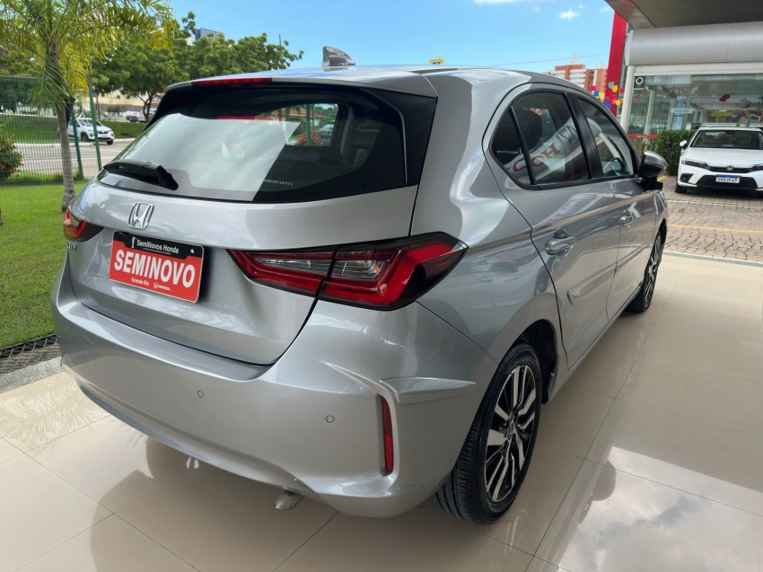 honda city hatchback touring 1.5 aut 2023 2024