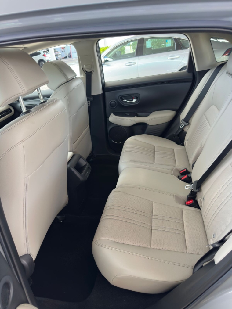 honda zr-v touring 2.o 23/24 com 9 mil km