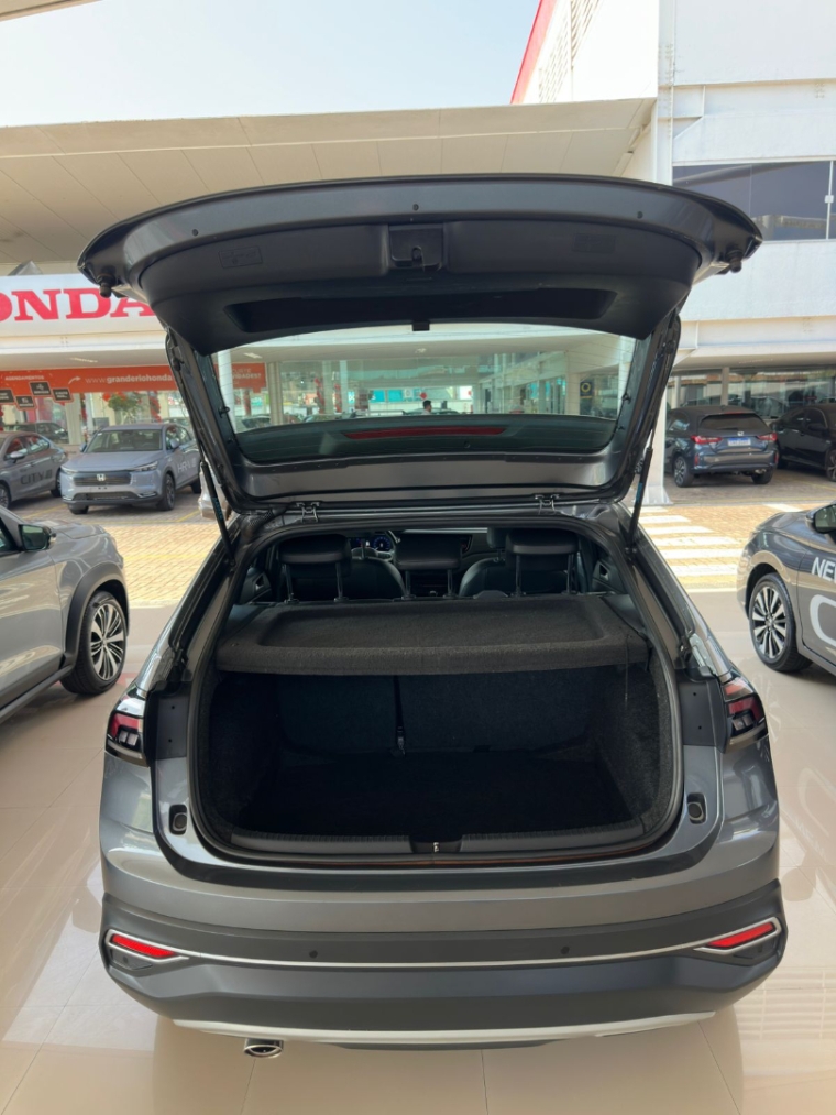 volkswagen nirvus 1.0 highiline tsi  2023/2024 sem detalhes8