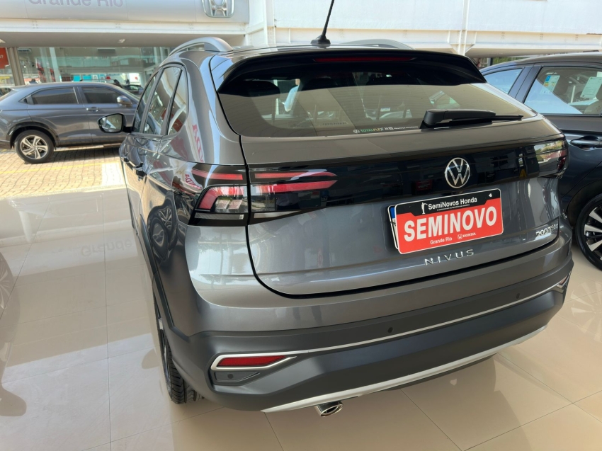 volkswagen nirvus 1.0 highiline tsi  2023/2024 sem detalhes5