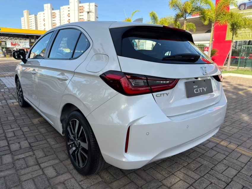 new city exl 2023 com 29 mil km no queridinho das ruas7