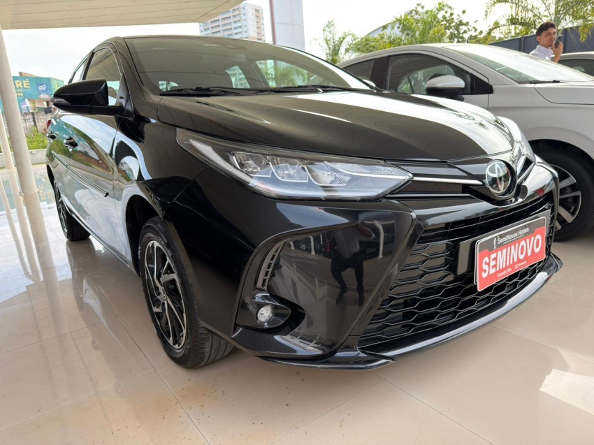 toyota yaris xls 1.5 com 35 mil km  2023/20247