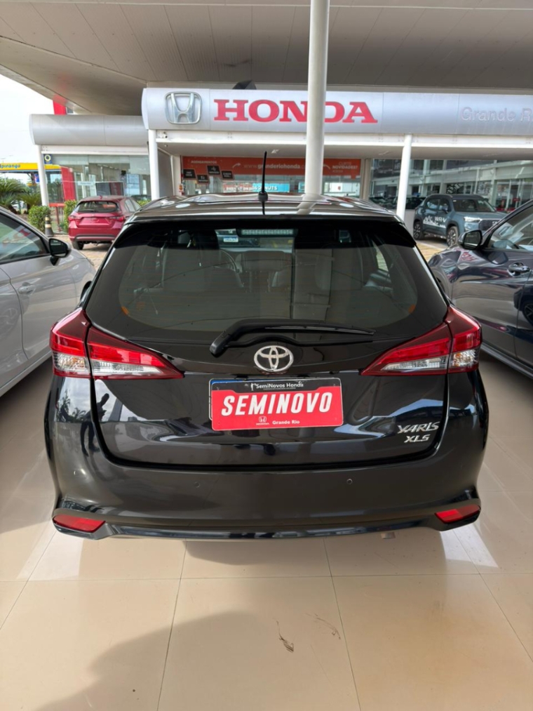 toyota yaris xls 1.5 com 35 mil km  2023/20243