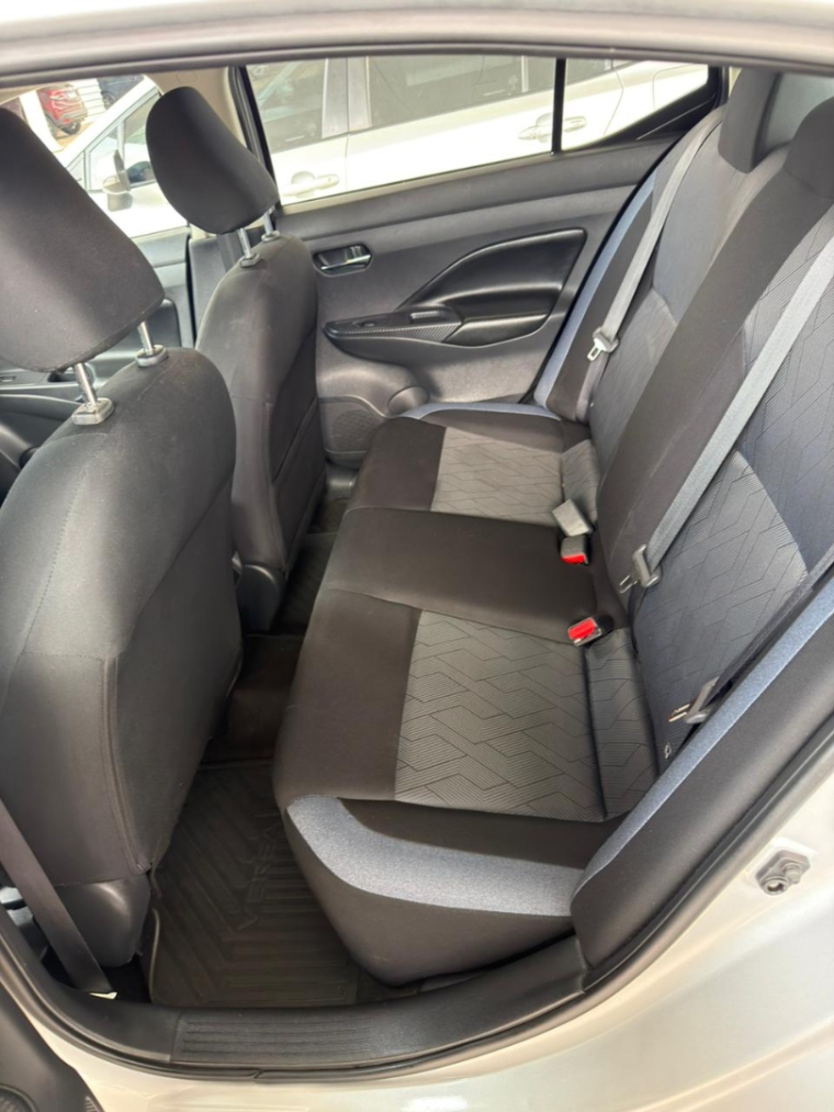 nissan versa advance 1.6 aut 2023/2024 com apenas 24 mil km4