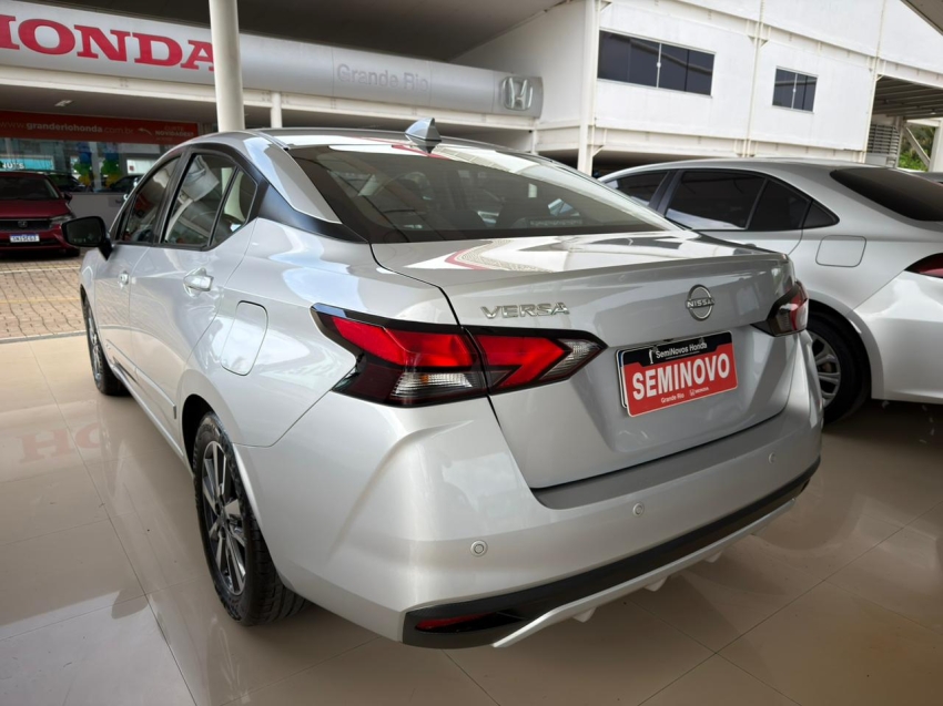 nissan versa advance 1.6 aut 2023/2024 com apenas 24 mil km9