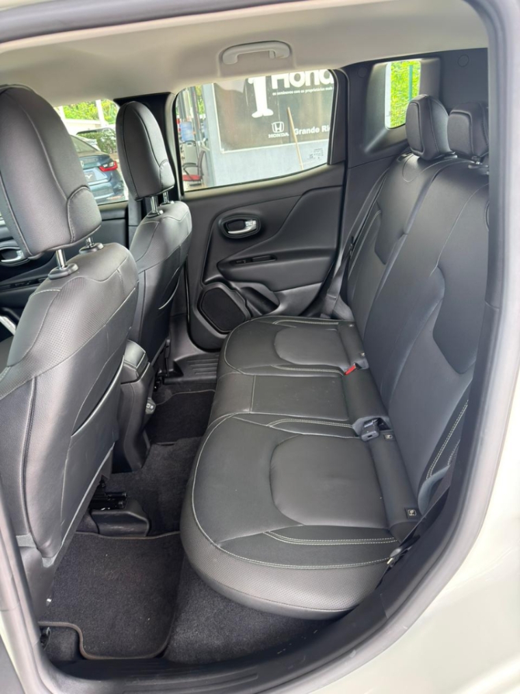 jeep renegade sport t270 1.3 4x2 flex 2024/2024 com apenas 8 mil km4