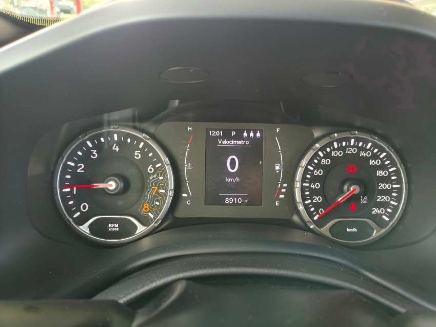 jeep renegade sport t270 1.3 4x2 flex 2024/2024 com apenas 8 mil km2