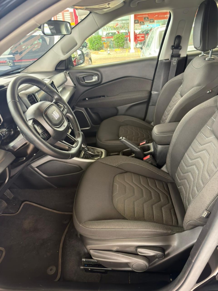 fiat toro freed 4x2  at6 1.3 flex aut 2024/2025 com 23 mil km rodado6