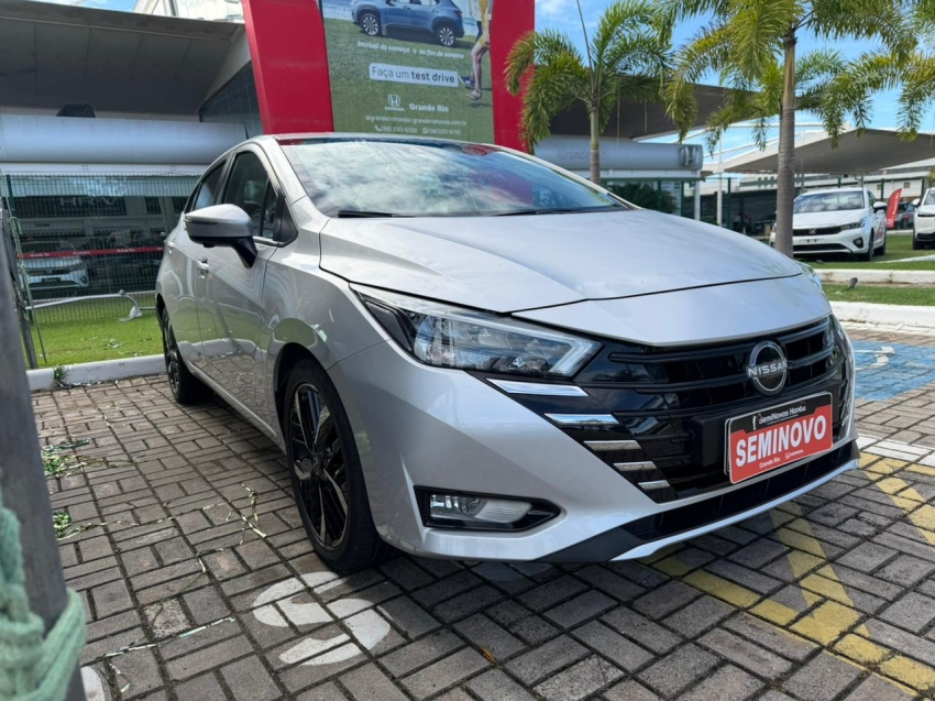 nissan versa exclusive 1.6 aut 2024 /2024 com apenas  9 mil km rodado10