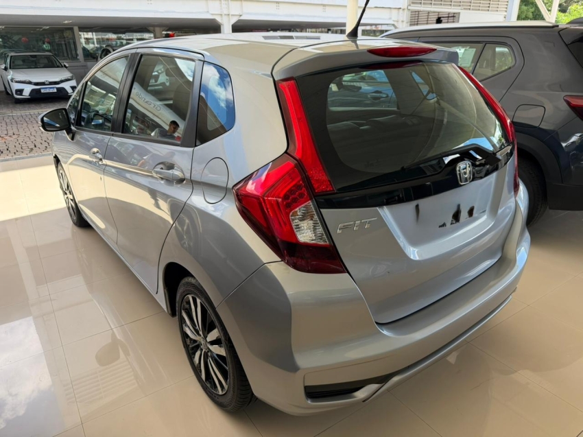 honda fit exl flexone 2020 1.5 aut com apenas 46 mil rodado4