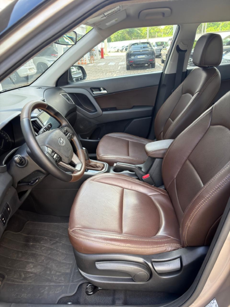 hyundai creta action 1.6 aut flex 2021 com  28 mil km rodado3