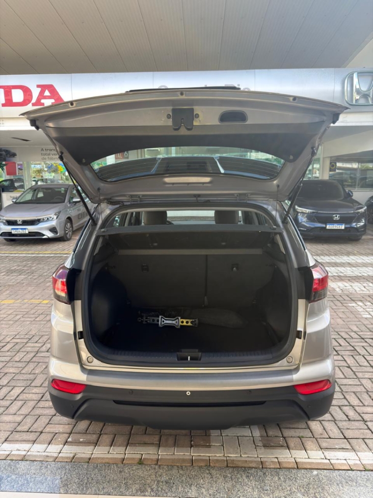 hyundai creta action 1.6 aut flex 2021 com  28 mil km rodado9