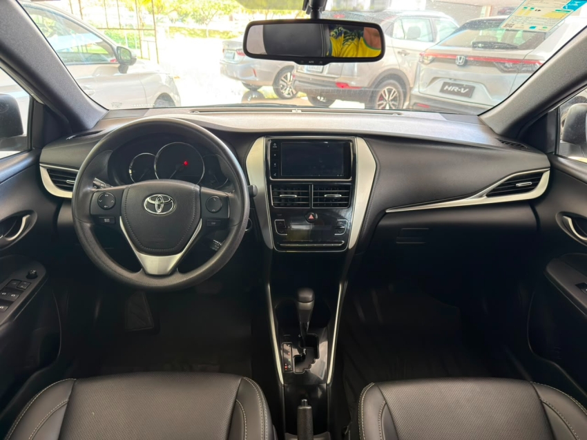 toyota yares hatch plus tech 1.3 2019 aut8