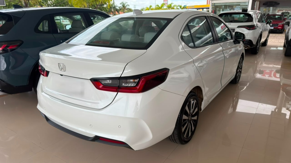 honda city touring 1.5 aut 2025 com apenas 7 mil km rodado1