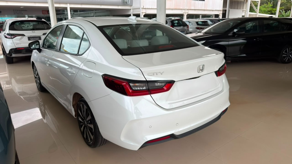 honda city touring 1.5 aut 2025 com apenas 7 mil km rodado2