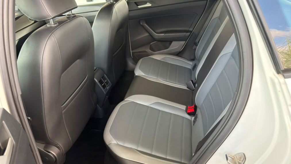 volkswagen nirvus highline 1.0 200 tsi aut 2021 com 36 mil km7