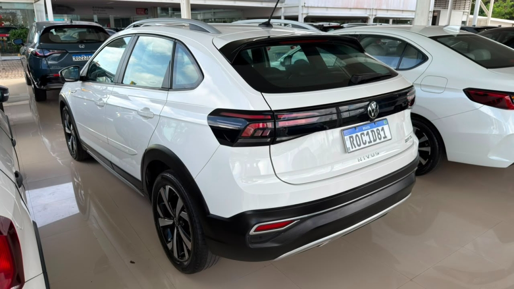 volkswagen nirvus highline 1.0 200 tsi aut 2021 com 36 mil km4