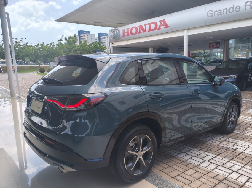 zrv touring 1.8 2024 2025 a gasolina com apenas 11 mil km9