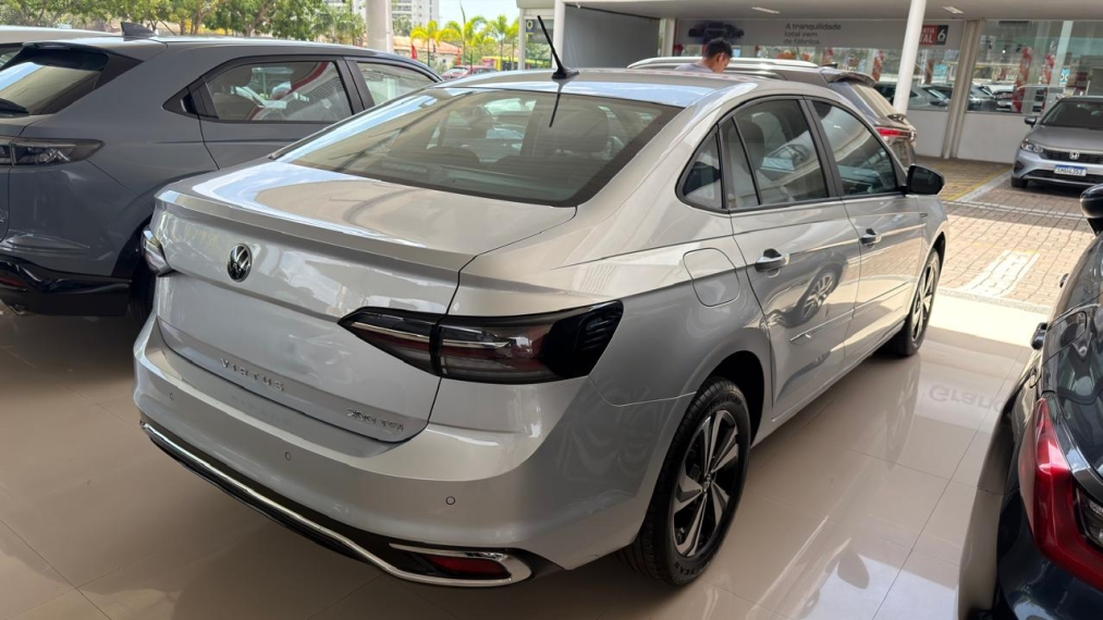 volkswagen  virtus confort 1.0 tsi 200 aut com apenas 28 mil km2