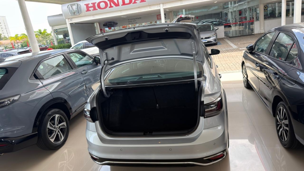 volkswagen  virtus confort 1.0 tsi 200 aut com apenas 28 mil km3