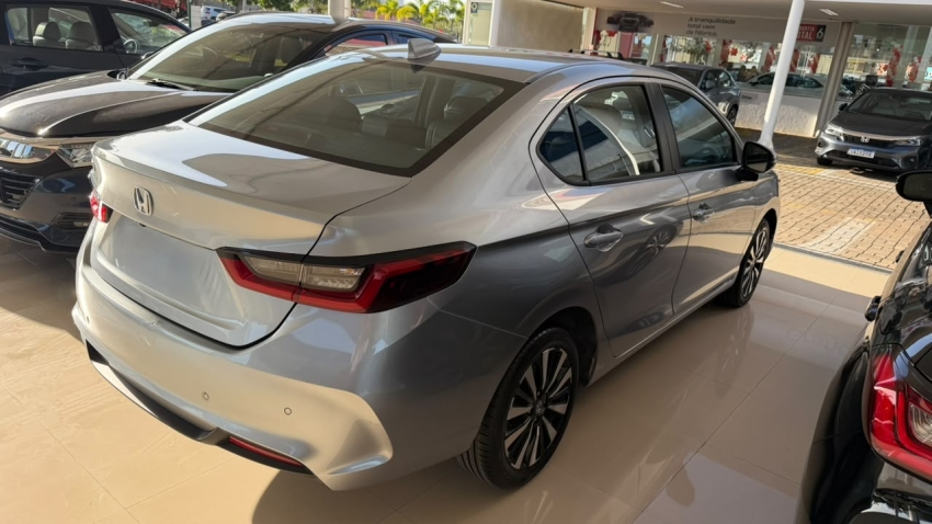 new city touring  aut 2026 com apenas 5 mil km rodado5