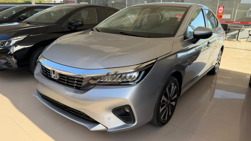 new city touring  aut 2026 com apenas 5 mil km rodado10