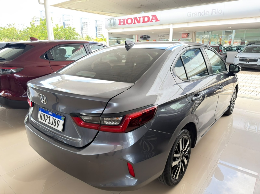 new city touring sedan 1.5 flex, 2023 com  apenas 43 mil km rodado7