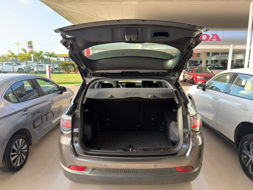 jeep compass long t270 1.3 tb 2024 aut com apenas 76 mil km8