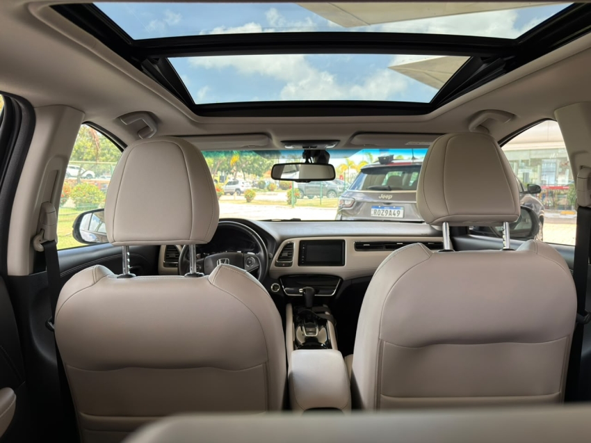 HRV TOURING 2021,COM TETO PANORAMICO E INTERIOR ICE SUPER CONSERVADA9