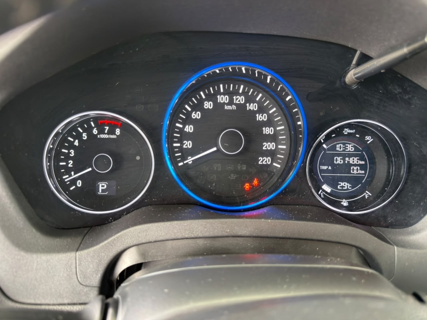 HRV TOURING 2021,COM TETO PANORAMICO E INTERIOR ICE SUPER CONSERVADA10