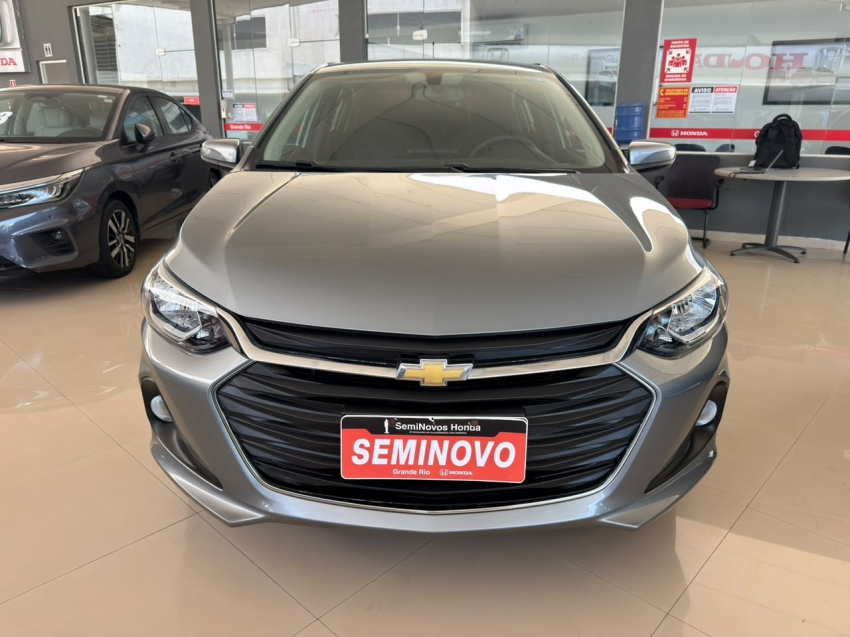 ONIX SEDAN PLUS 1.0 MEC LT2 COM APENAS 28 MIL KM RODADO0