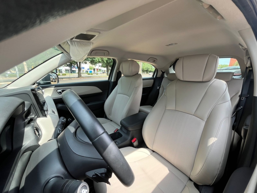 new hr-v touring 23/238