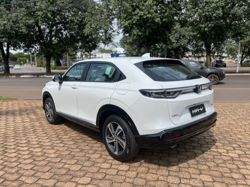 new hr-v touring 23/233