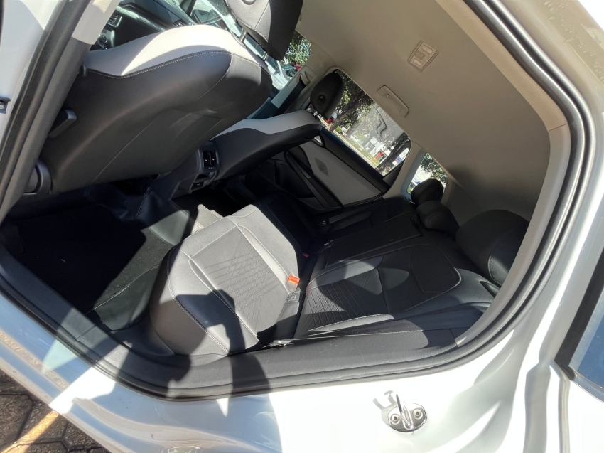 taos comfortline 1.4 250 tsi flex aut.13